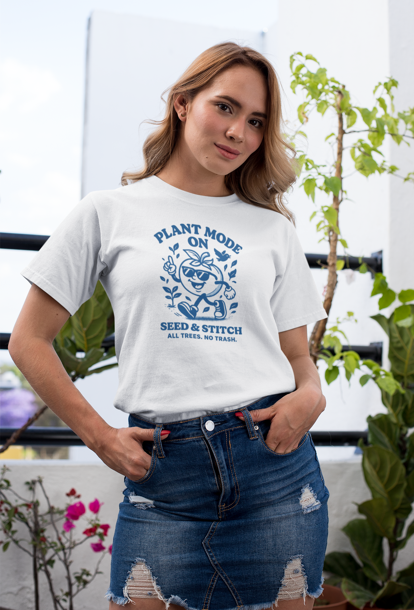 Plant Mode On - T-Shirt (Women)